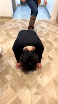 【调教视频】【澄珞依】双S-脏鞋踩踏滴蜡 JS251221-31