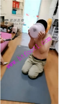 TL19814 嘉馨S狂打迟到的老JB64分钟