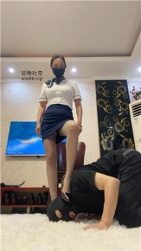 【调教视频】【颜主】礼仪小姐逮住偷拍贱奴 bf48809