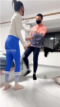 【调教视频】【苒溪】健身女神踩废物 JS260110-31