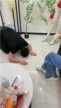 【调教视频】【普西】双S-跪舔主人的脏鞋 JS250611-25