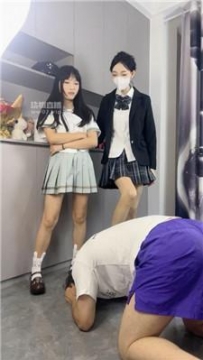 【调教视频】【千千】双S-皮鞋白袜踩踏脚下奴 bf54581