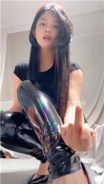 【调教视频】【甜音】皮衣御姐S高跟踩虐 bf58072