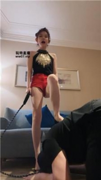 【调教视频】【欣妍】强制清理多双脏鞋 bf53269