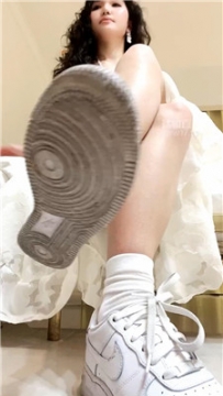 【第一视角】【朦】空军棉袜香水羞辱    251227-12