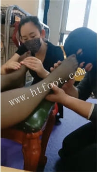 ZB4329【灵犀】夫妻奴一起伺候我89分钟