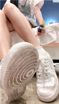 【第一视角】【女神mio】白袜香水早些考试    260401-32