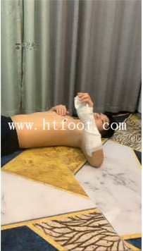 TL16848 苏老师S全体重重度踩踏已经受伤的糖糖19分钟