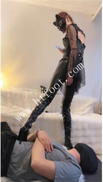 TL44249 苒溪】碉堡马鞭初体验44分钟