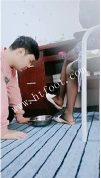 TL44722 BiBi团】真实的生活29分钟