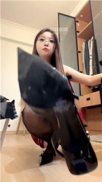 【第一视角】【萱子】带血妆容黑丝炸J    260118-35