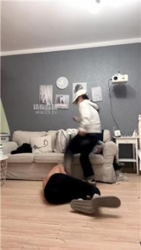 【调教视频】【CN足彩馆】学生妹超暴力报复老师 JS260311-14