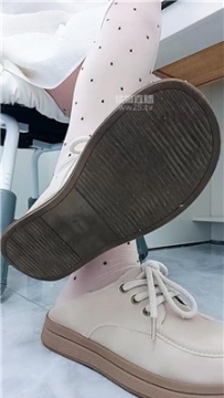 【第一视角】【依甜】羞辱阳伟早些太监狗流J    260301-21