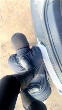 【调教视频】【77夫妻】户外长靴脏鞋圣水 JS260405-15
