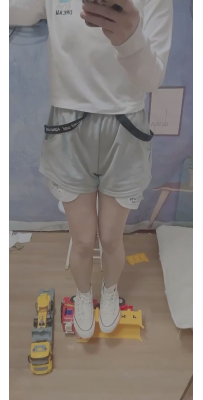 小熏踩玩具车  JS260117~9