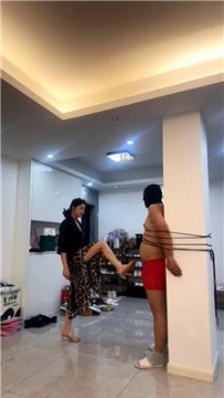 【调教视频】【徐子大大】重度鞭打踢档 JS260530-50