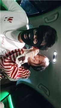 【调教视频】【萝莉收割机】高中生车内调贱狗 JS251230-5