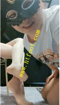 TL25827 胭脂泪】做脸窒息主子大长腿榨橙子汁54分钟