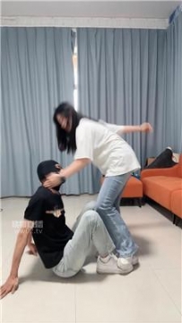 【调教视频】【猴哥】牛仔裤女神腿绞窒息 JS251020-12