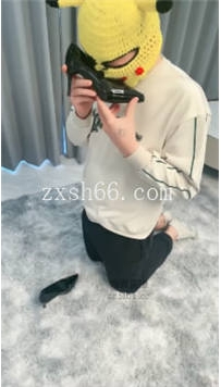 TL449 闪闪s 偷舔睡觉的主人被发现31分钟