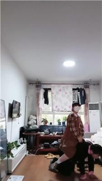 【调教视频】【萌宝儿】洛丽塔S原味棉袜逗继父 JS251104-19