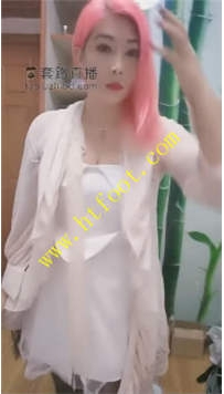 TL26157 小希】调教狗儿子圣水泡面大餐31分钟
