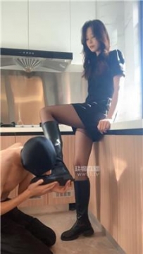 【调教视频】【女生也能很暴力】素人御姐长靴黑丝首调 bf58075