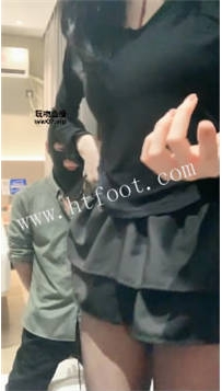 ZB4312 千千】黑丝调教17分钟