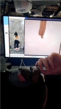 【调教视频】【荷花会所】8人下水道 JS260405-9