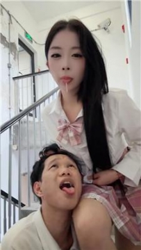 【调教视频】【冰月】白袜学生妹楼道惩罚哥哥 bf58311