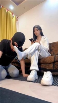 【调教视频】【津津小主】调教刚下班回来的私奴贱狗 bf61848