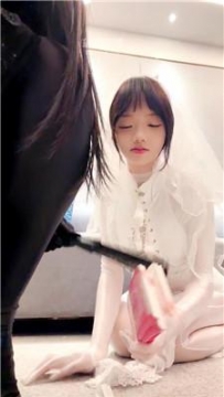 【调教视频】【Vinni维妮e】罕见ATM母畜场 bf60436