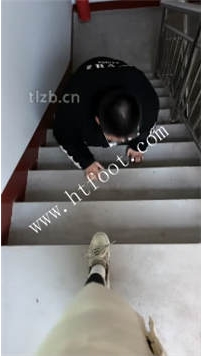 TL42542 辣姐】楼梯间遛狗2小时24分钟