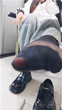 【第一视角】【千月】辱骂sb富家女上贡当母狗    260331-13