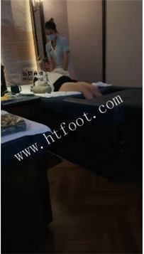 ZB2981 小小】当素人技师面调教36分钟