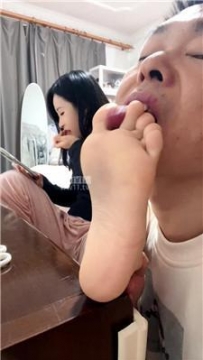 【调教视频】【琴月】近距离舔姐姐的jio JS251217-30