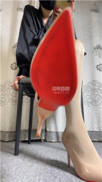 【第一视角】【颜艺】裸足挑鞋辱骂    251011-39