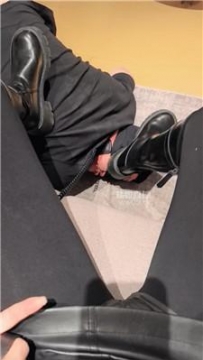 【调教视频】【奈奈】学生主长靴黑丝踩虐 JS260101-9