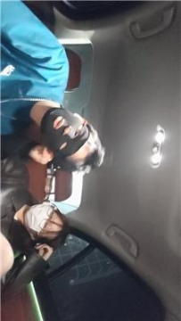 【调教视频】【萝莉收割机】开发素人车内黑丝调 JS251218-42