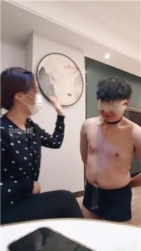 【调教视频】【湉甜大王】连环抽耳光场 JS260214-15