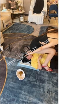 ZB2273 咖萝】老夫妻吃18分钟