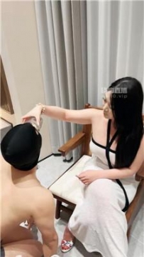 【调教视频】【千伊】伺候主子回家-重度鞭打-清理鞋底 bf56297