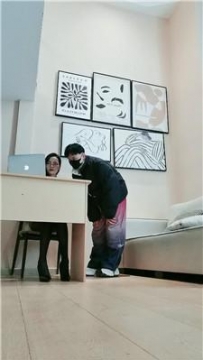【调教视频】【皮皮】白领S-惩罚偷懒的下属奴/臭脚窒息 bf48358