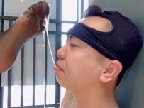 媚钰：黑丝玉足插在你嘴..爽在我心 YC-230417-2