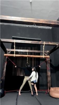 【调教视频】【暴躁七七】刑房囚禁初体验 JS260229-29