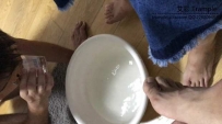 14799（高清）情侣主--居家调教家奴伺候洗脚喝洗脚水