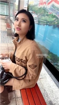 【调教视频】【素人饮水机】跟狗哥户外开发白袜妹妹 JS260310-4