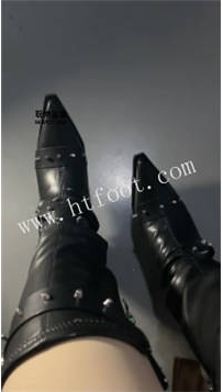 ZB3644 蛇妈】刺激在楼道上位40分钟