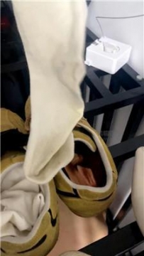 【调教视频】【美少女母女主】囚禁狗笼犬化场 JS260528-40