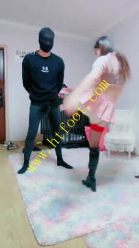 TL41536 艾琳】重度踢裆59分钟